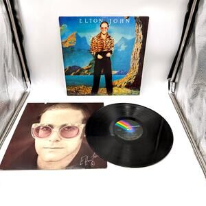 Elton John Vinyl Record LP Caribou MCA Records MCA-2116 VG Inner Sleeve